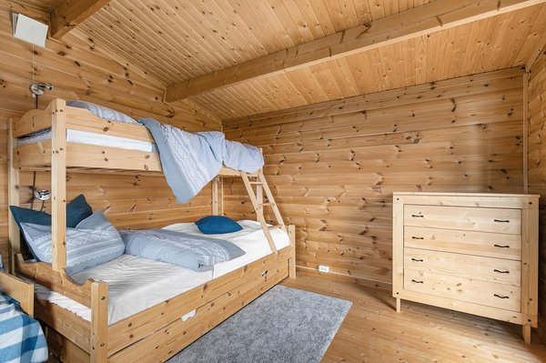 Lit superposé bébé : conseils pour un choix optimal et pratique